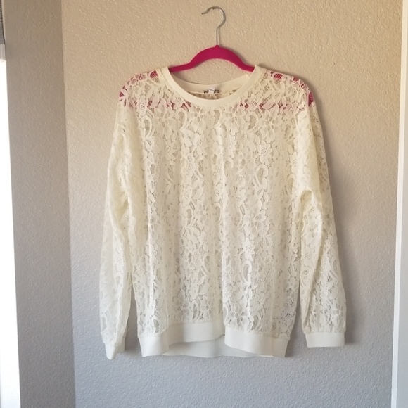 Express Tops - NWOT Express lace top
